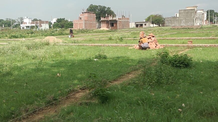 80 Gaj ka plot Bamrauli Sainath hospital se laga hua hai plot for sale in prayagraj