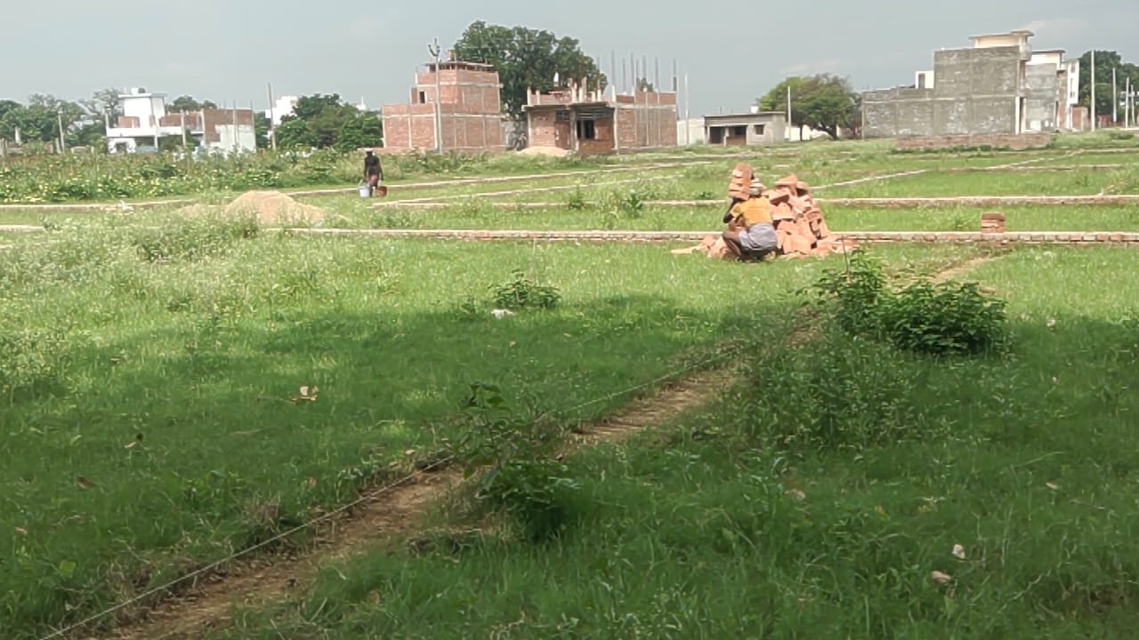 Bamrauli airport ke pass 75 Gaj ka plot for sale in prayagraj