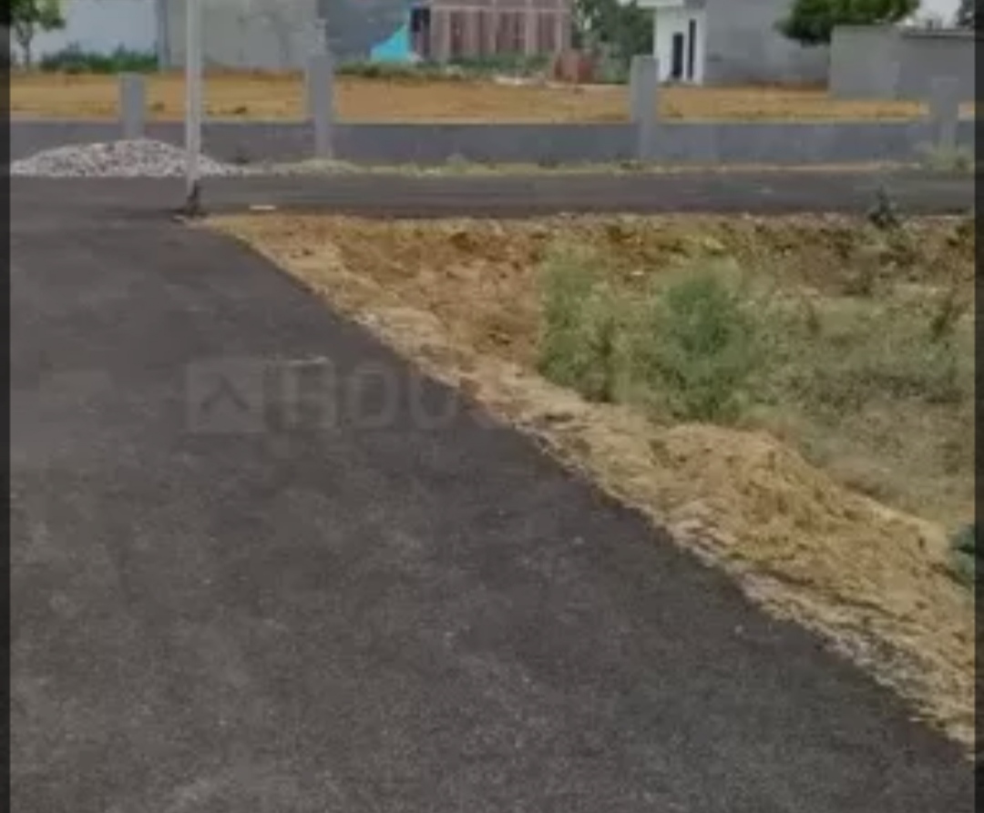 Asrawal kala Market ke samne plot 100gaj ka plot land in prayagraj