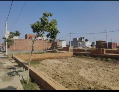 Bamrauli navyug Appartment se laga hua 100 gaj ka plot land in prayagraj