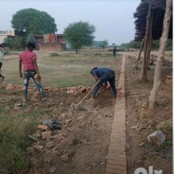 Bamrauli navyug apartment se laga hua residential plot Ghar banaa ke rah sakte h