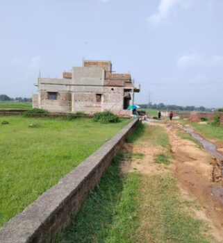 Jhalwa prayagraj main road ke samne commercial property available