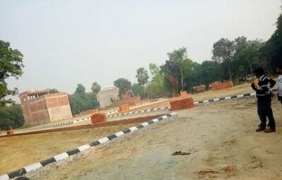 Asrawal kala main road ke samne commercial property available hai